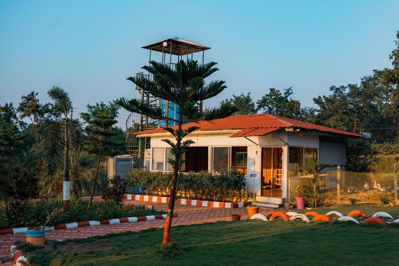 פונה Sunshine Resort מראה חיצוני תמונה